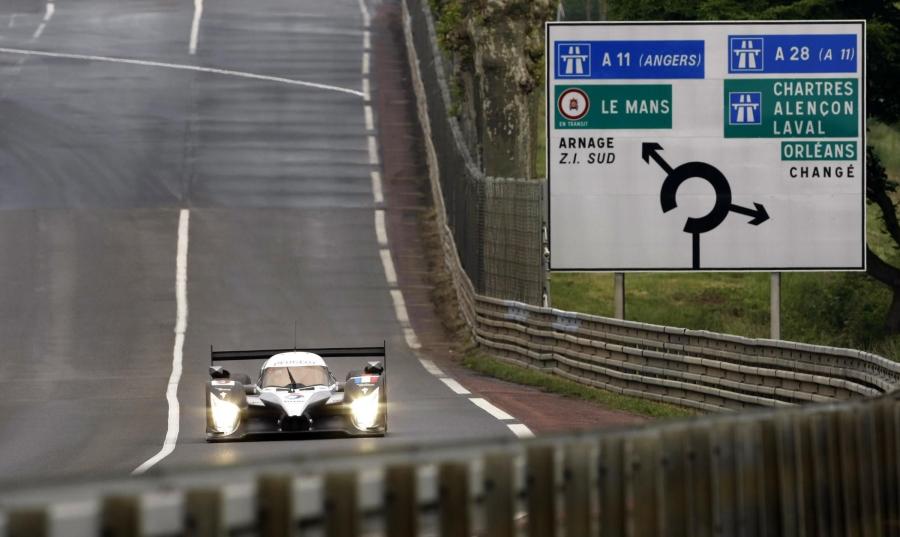  Peugeot 908 HY 2008 года  (фото 7 из 25)